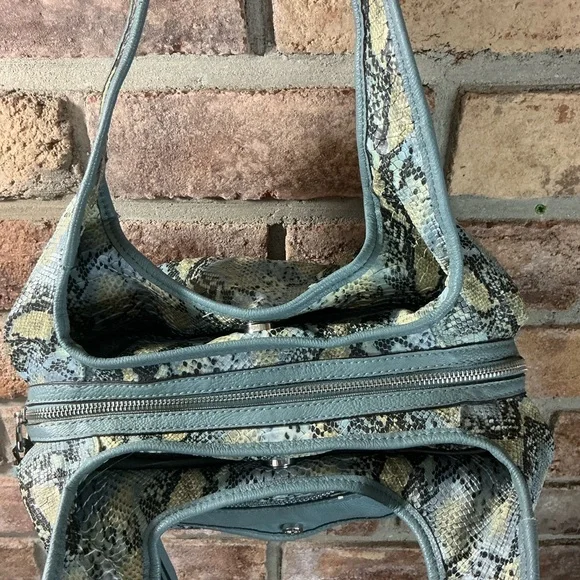 SIMPLY VERA VERA WANG Faux Leather Snakeskin Print Hobo Bag - Picture 3 of 16